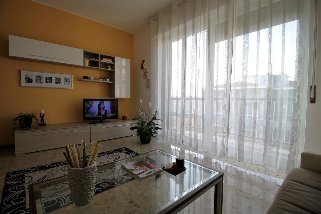House Navigli Apartment Милано Екстериор снимка