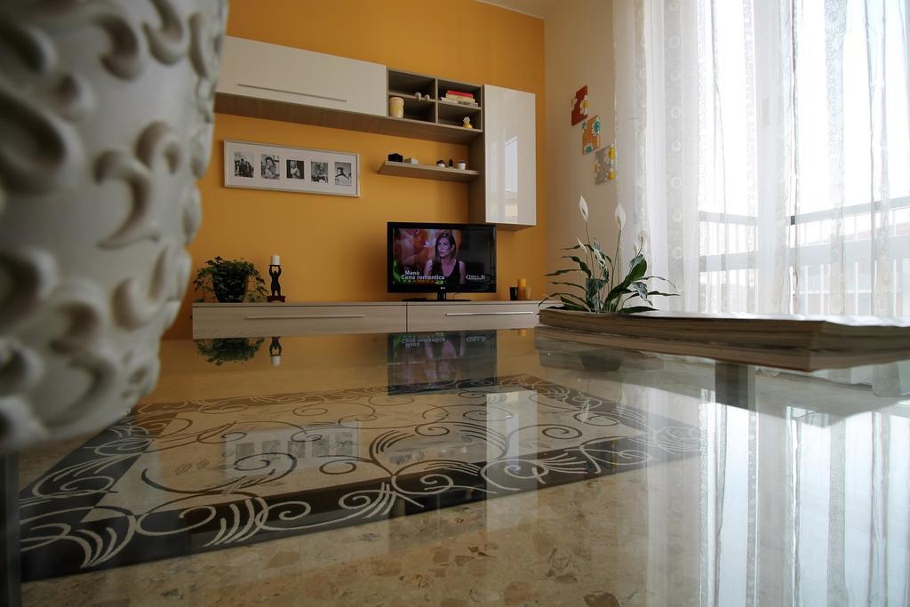 House Navigli Apartment Милано Екстериор снимка